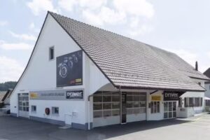 AGOM – Driver Center Pirelli – Brunegg