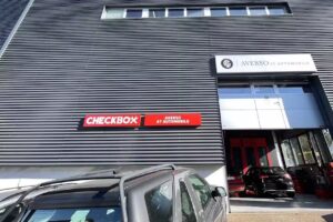 Averso Group Automobile