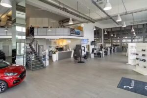 Carrosserie und Lackiererei Ruckstuhl Garagen – Ernst Ruckstuhl AG Kloten