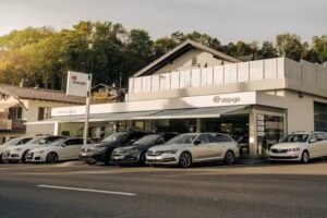 Chartreuse Garage Patrick & Yves Stämpfli stop+go