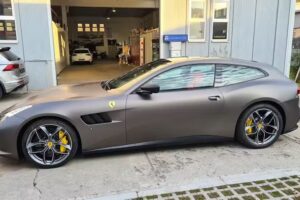 Voiture personnalisée