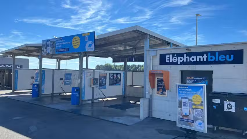 Éléphant Bleu – Boudry