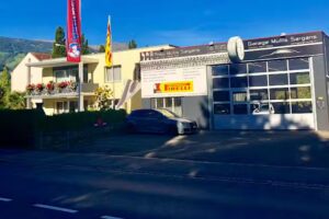 GARAGE & PNEU MULLIS GMBH