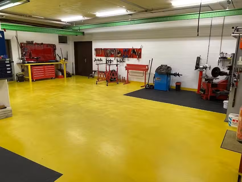 LB Automobile GmbH Officina Carrozzeria Riparazioni Gommista