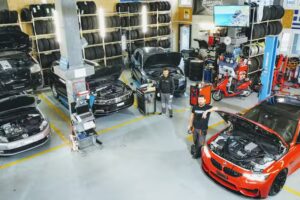 Marathon Garage Gkiontsa