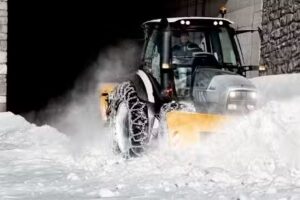 Schneekettenkönig (Schneeketten & Fahrzeuge Gnos GmbH)