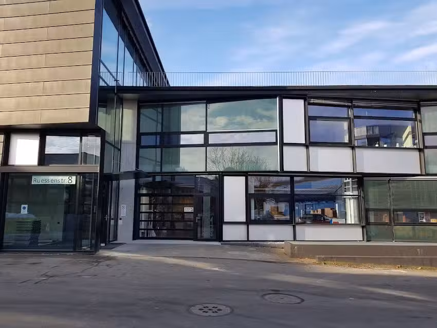 US Parts & Cars GmbH