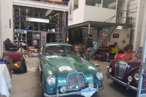 WEST-CLASSIC, Richard West