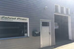 Zahnd Pneu – Premier arrêt